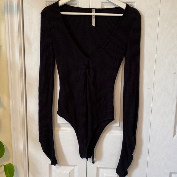Free People Cozy Up To Me ribbed long sleeve bodysuit - Picture 2 of 13